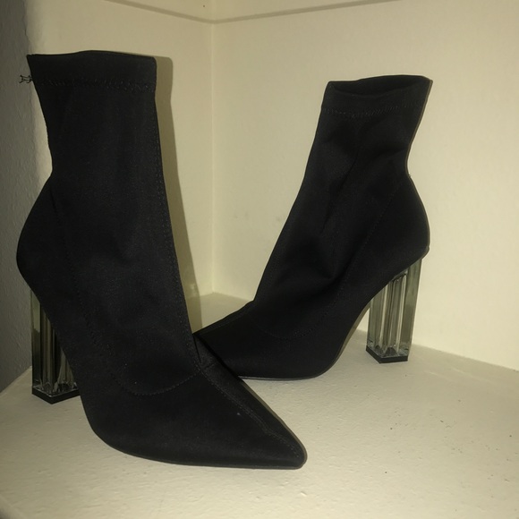 Skin tight booties! Size 9 - Picture 2 of 2